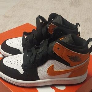 Nike Orange and Black Sneakers Iconic Design